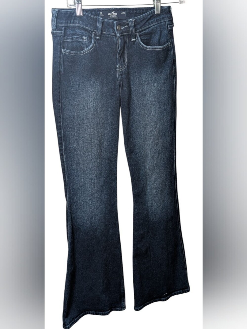 Hollister Indigo Low Rise Flare, Size 25S👖